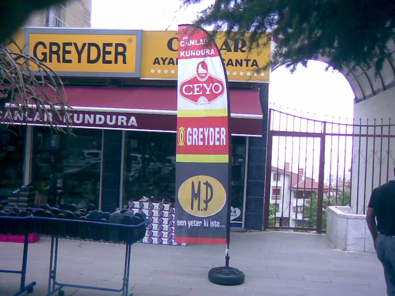 Ayakkabıcı Yelken Bayrağı-9 Ayakkabıcı Yelken Bayrağı-9