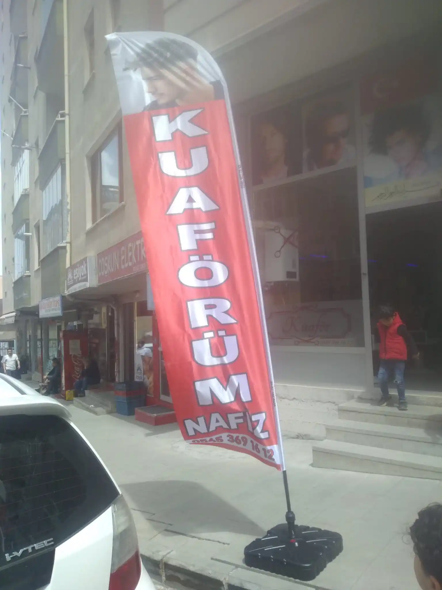 Erkek Kuaförü Olta Bayrağı-17